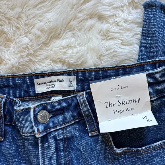 Abercrombie & Fitch Dark Blue High-Rise Skinny Jeans - Picture 2 of 9